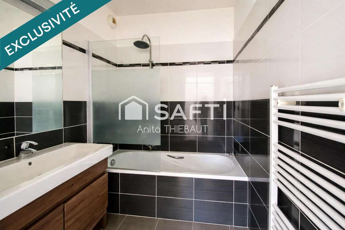 Photo 7 - Appartement à FREJUS