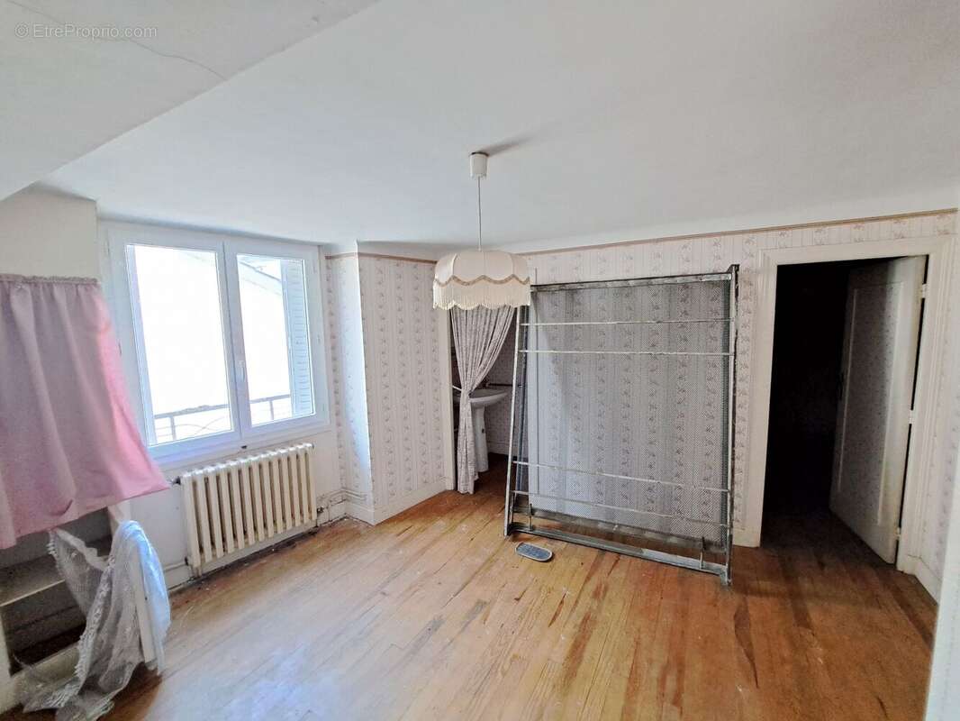 Photo 8 - Maison à CUNLHAT