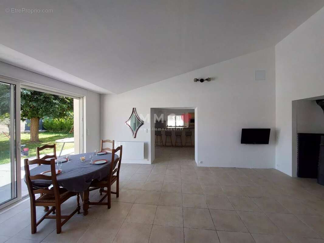 Maison à SAINT-MEDARD-D&#039;AUNIS