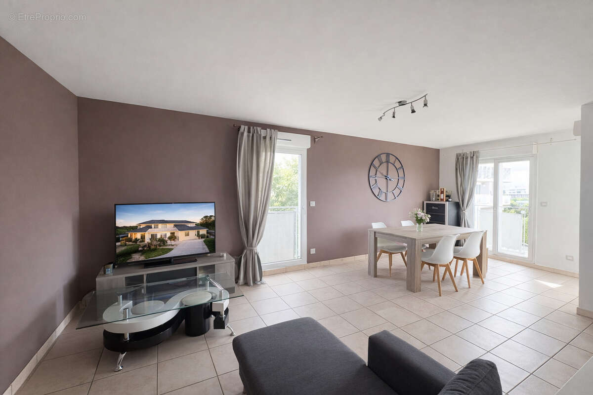 Appartement à MARSEILLE-13E