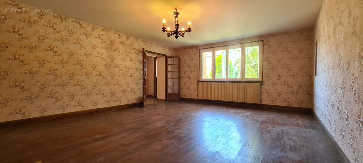 Maison à BETHELAINVILLE