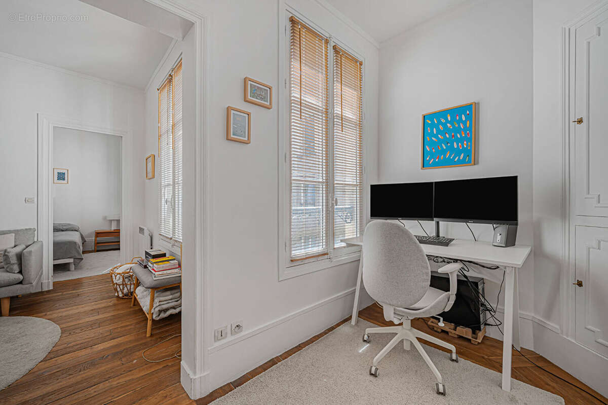 Appartement Paris 2 pièce(s) 32 m2 Montorgueil - photo 4