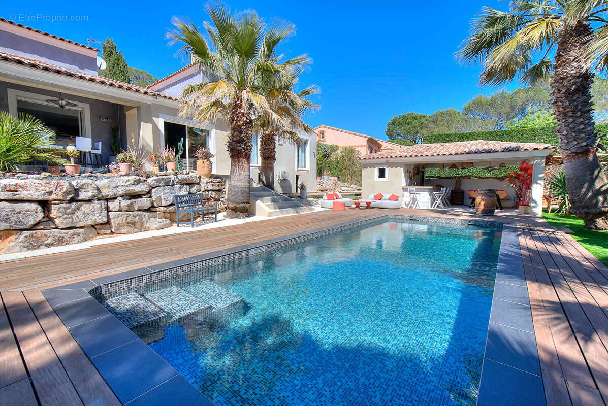 Maison à SAINT-RAPHAEL