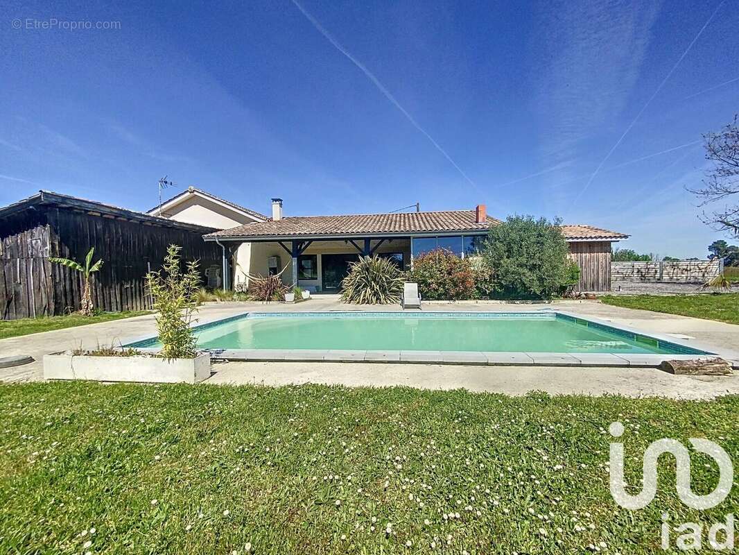 Photo 4 - Maison à SAINT-MICHEL-DE-RIEUFRET