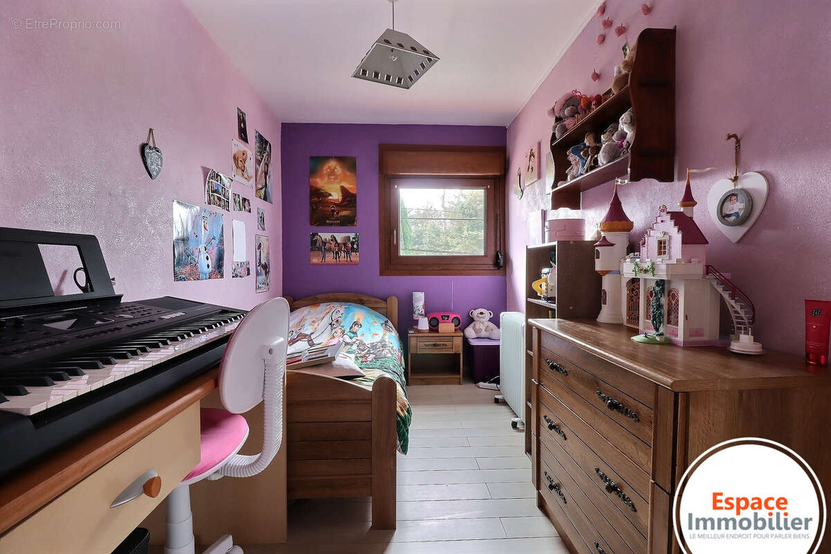 Maison à NEUVILLE-SUR-ESCAUT