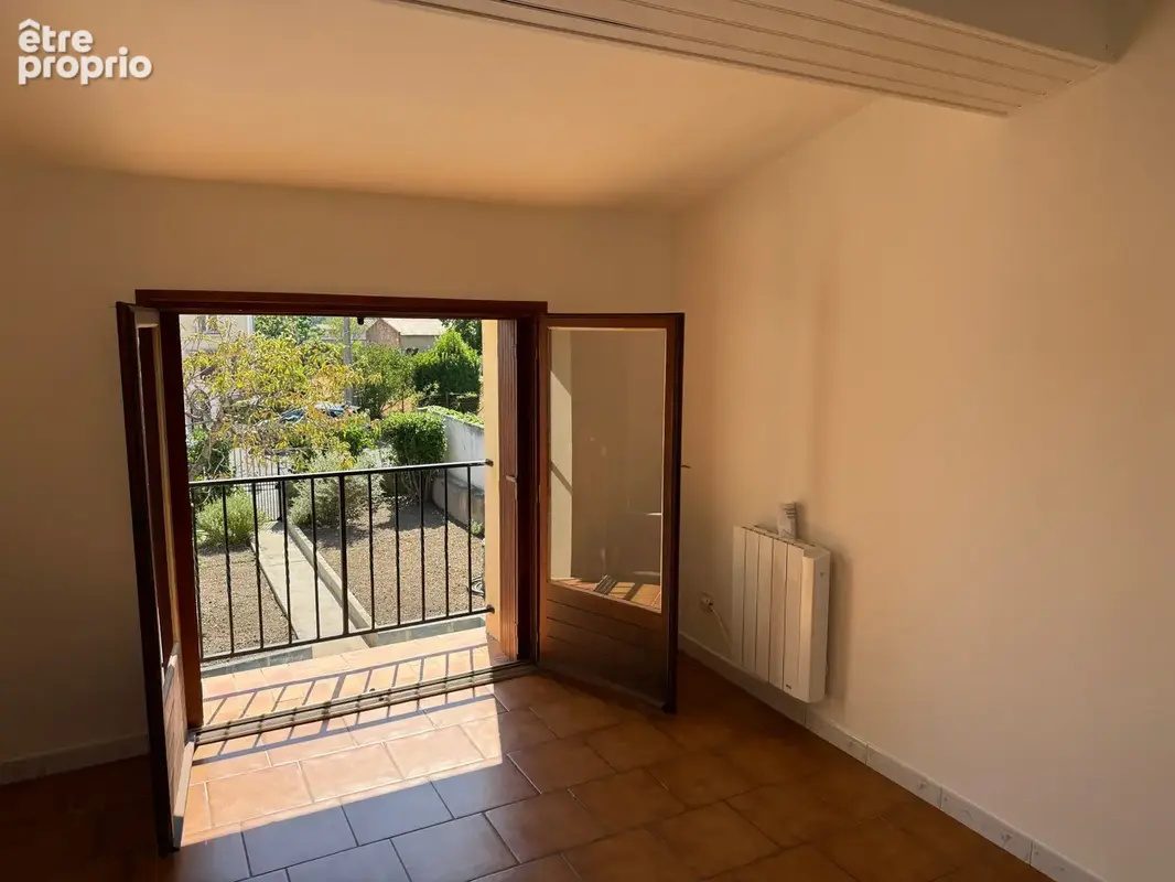 Maison de village avec jardin et garage - photo 10