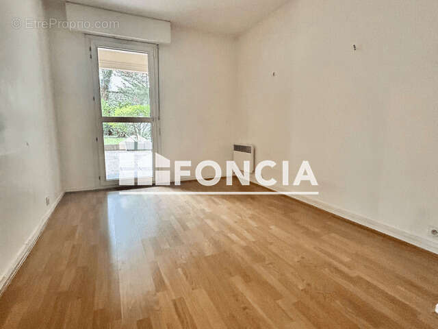 Appartement à LEVALLOIS-PERRET