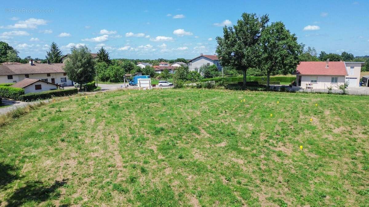 Terrain à SAINT-ANDRE-SUR-VIEUX-JONC