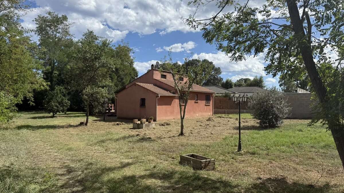 Maison à SANTA-LUCIA-DI-MORIANI