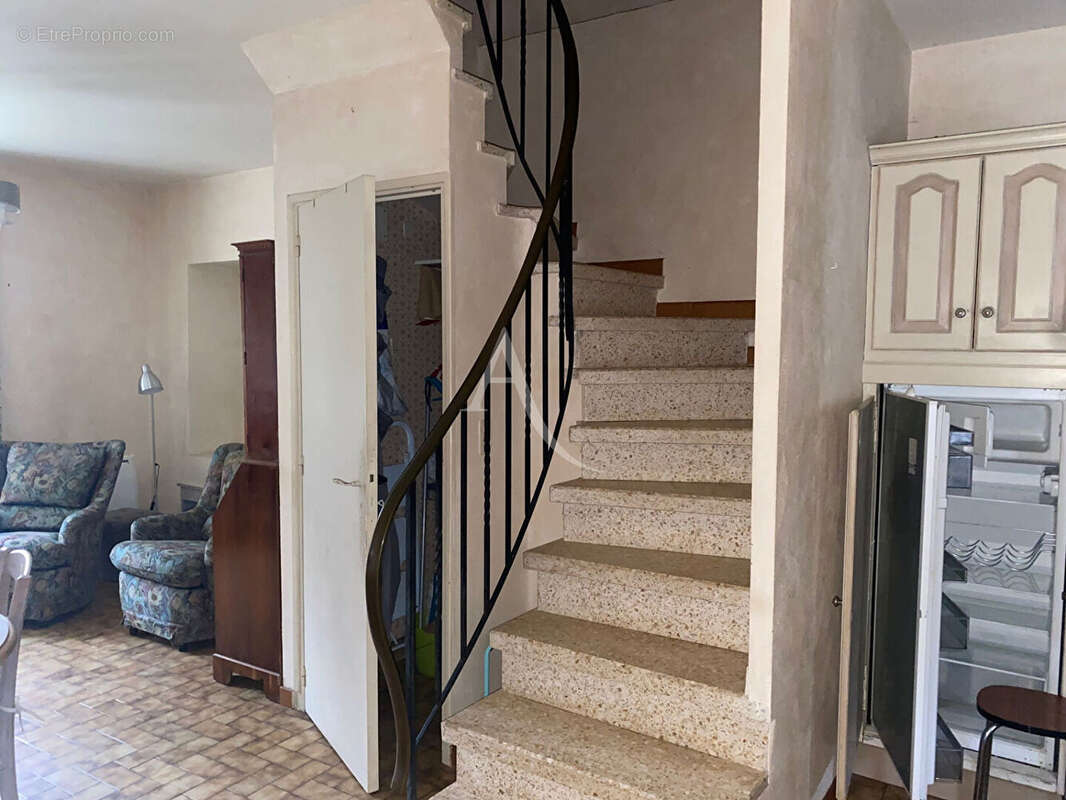 Maison à SAINT-MARTIN-DE-L'ARCON