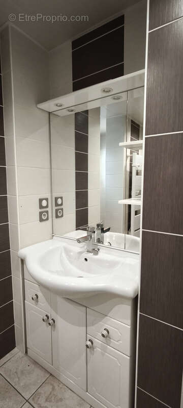 Appartement à LA ROCHE-SUR-FORON