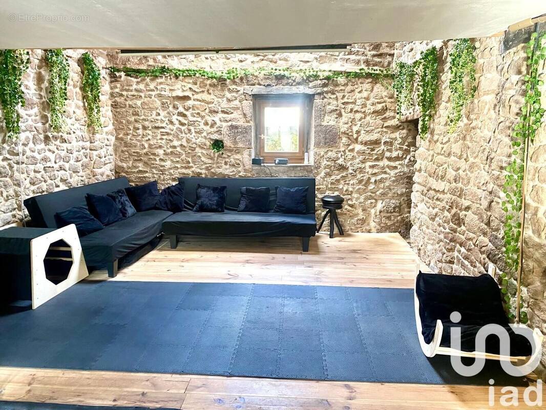 Photo 1 - Maison à LAURIERE