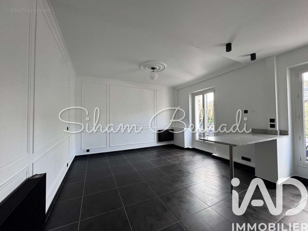 Photo 2 - Appartement à SAINT-MAUR-DES-FOSSES