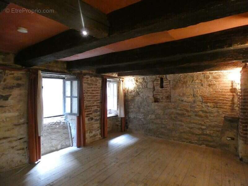 Maison 195 m² à Cahors  - photo 6
