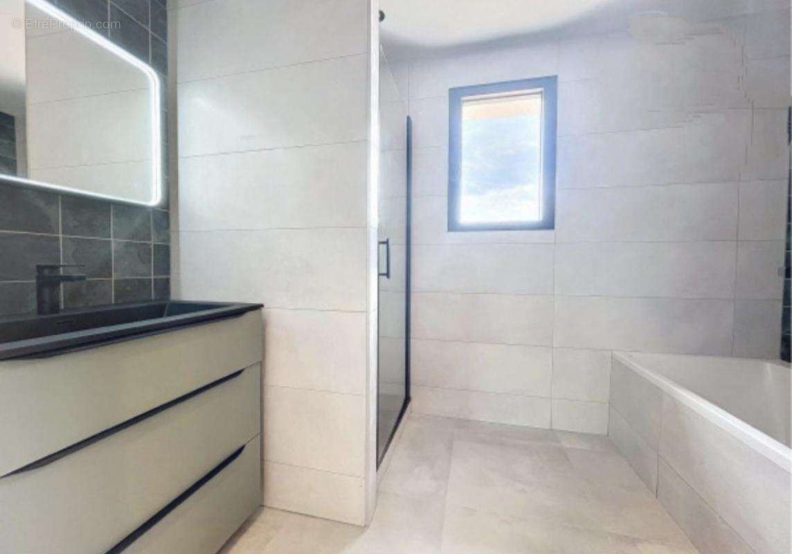 Maison à CANDILLARGUES