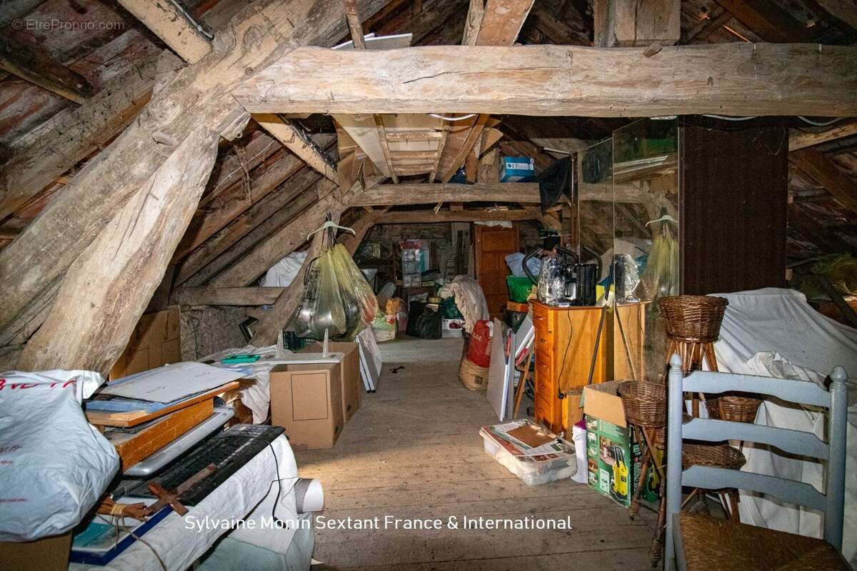 Maison à SAINTE-EULALIE-D&#039;ANS