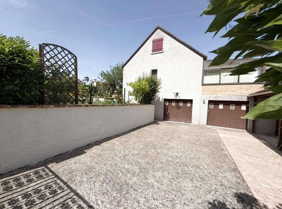 Maison à VERETZ