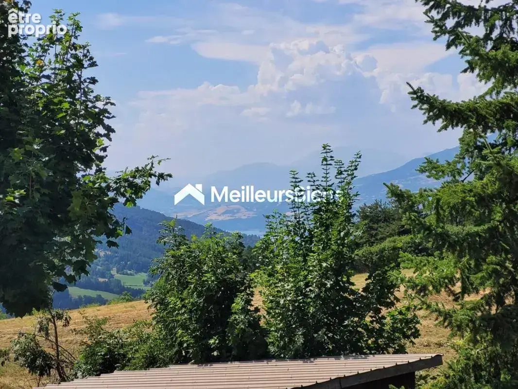 Maison familiale 7 pièces avec dépendances et grand terrain aux Orres - photo 18