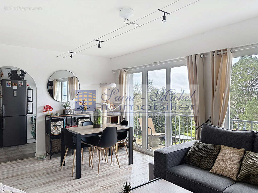 Appartement à QUIMPERLE