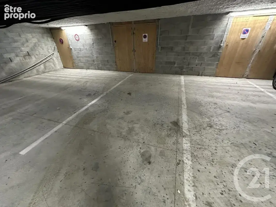 Parking à MIMIZAN