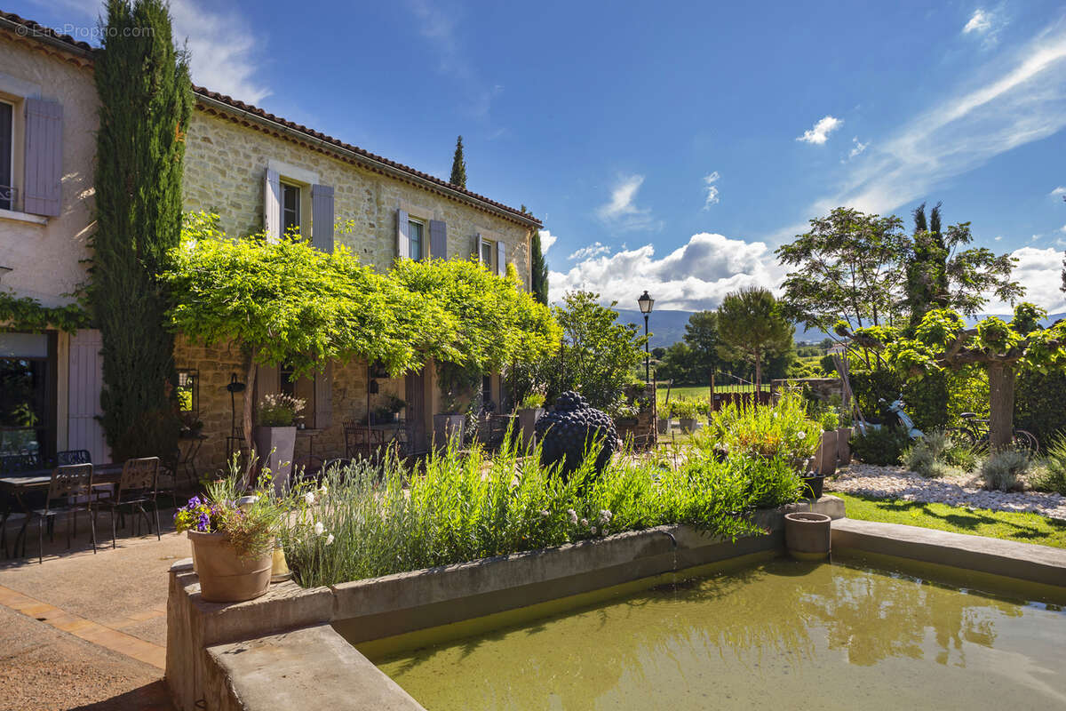Maison à CRILLON-LE-BRAVE