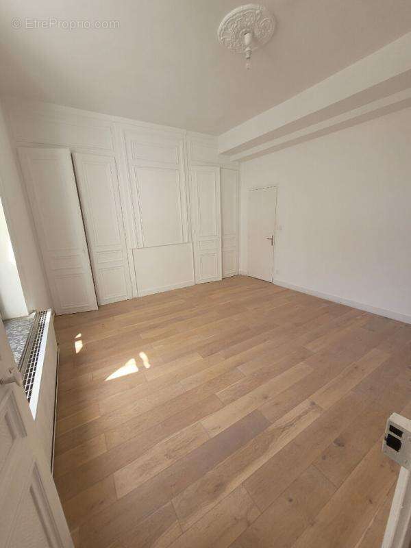 Coup de coeur rue nationale à Lille appartement une chambre - photo 13