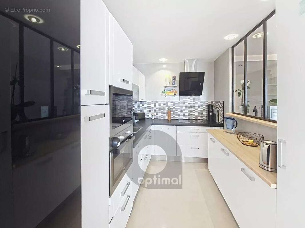 Appartement à ROQUEBRUNE-CAP-MARTIN