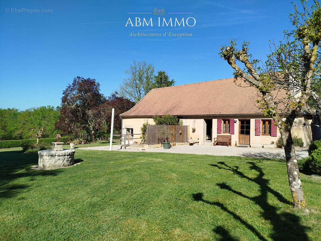 Maison à MONFAUCON