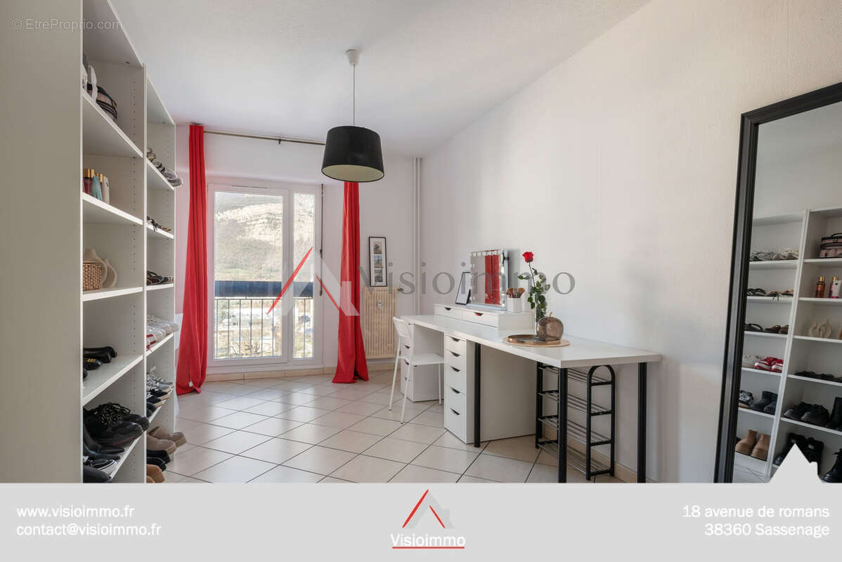 Appartement à LE PONT-DE-CLAIX