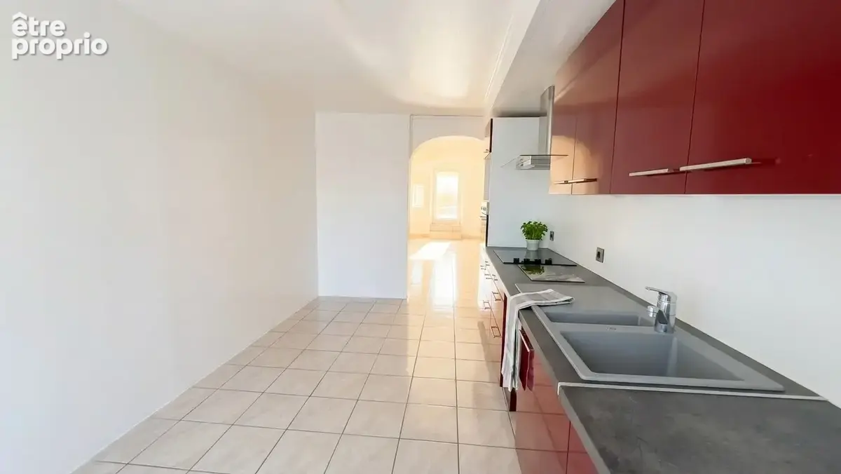 Villeneuve les Maguelone, appartement T3 de 68,30m2 avec cour privative. - photo 4