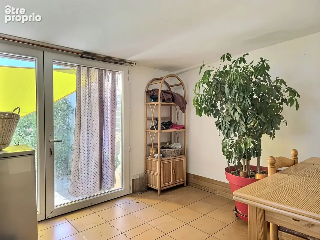 Maison proche Almanarre avec Jardin et Garage - photo 6