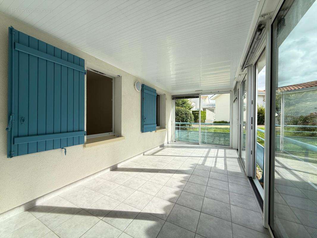 Appartement à VAUX-SUR-MER
