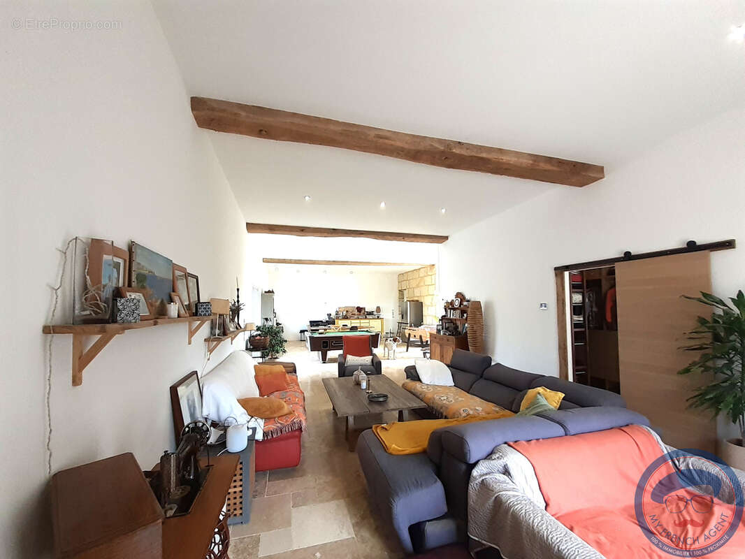 Ensemble immobilier - photo 8