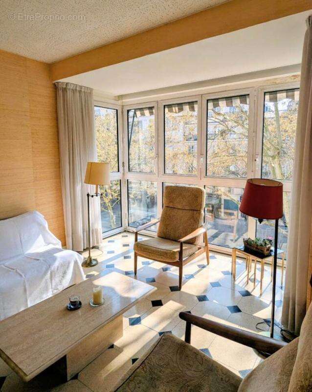 Appartement à PARIS-6E