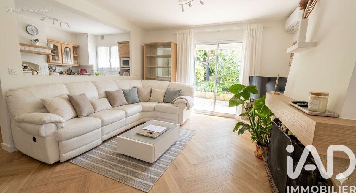 Photo 2 - Maison à HYERES