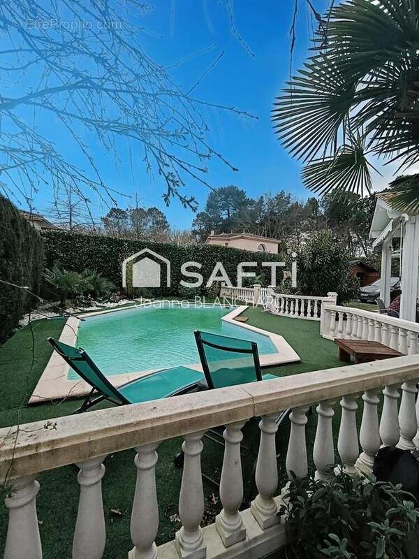 Photo 2 - Maison à LE HAILLAN