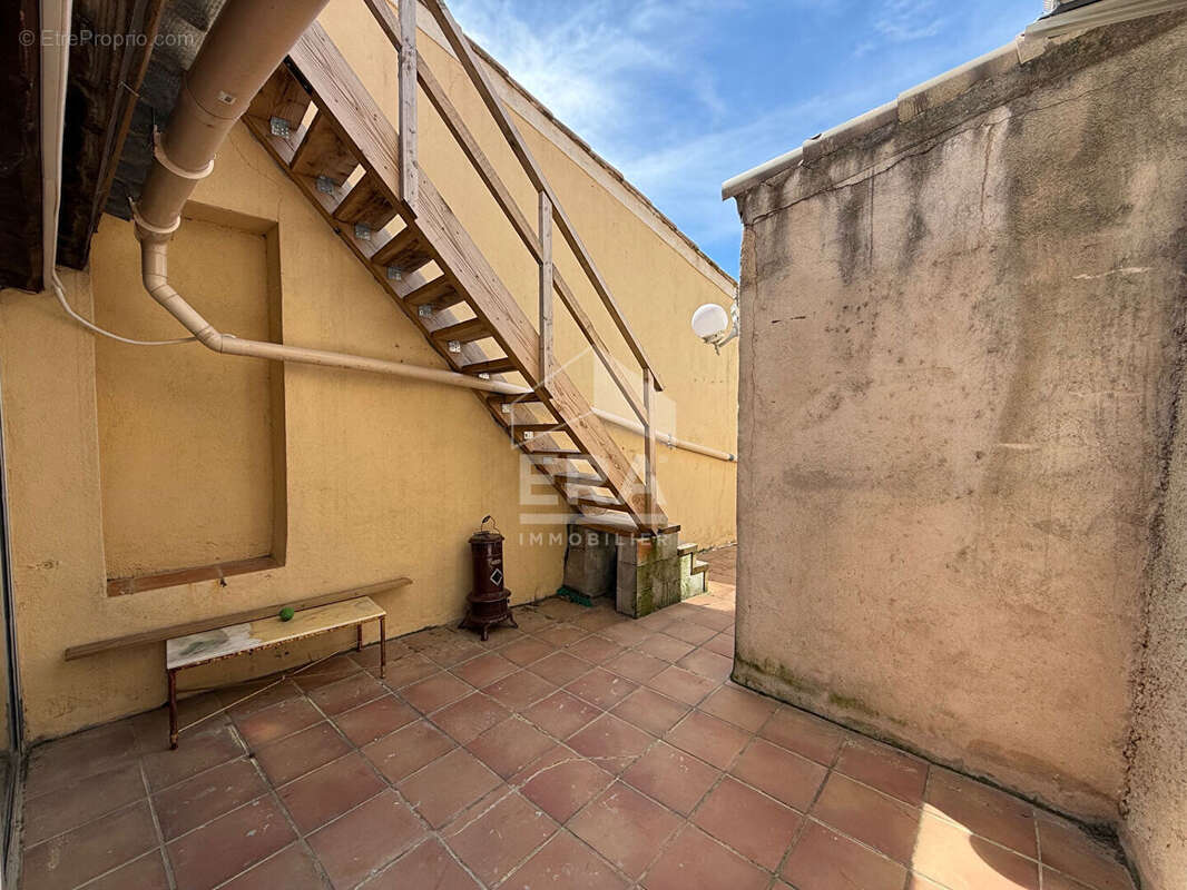 Maison à PUYLOUBIER