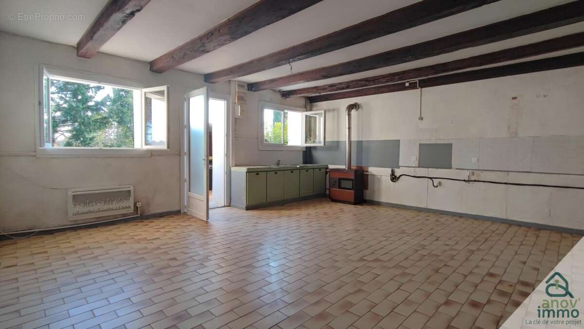 Maison à MAUPREVOIR