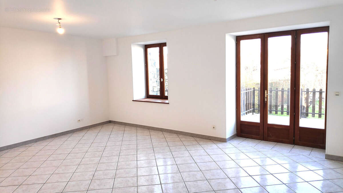 Maison à SAINT-ANDEOL-LE-CHATEAU