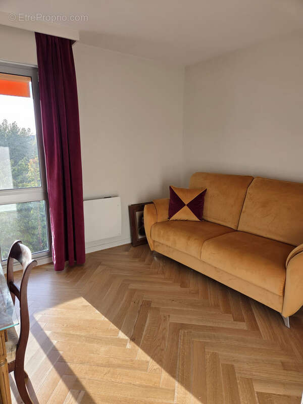 Appartement à NOGENT-SUR-MARNE