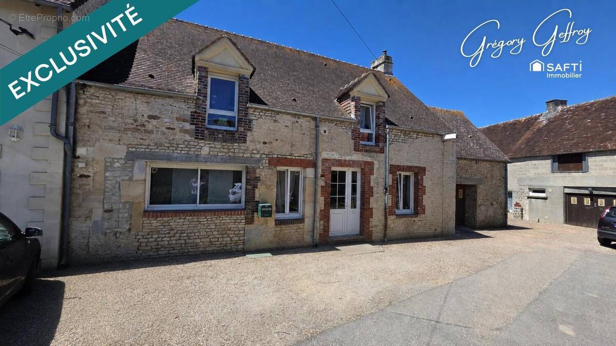 Photo 1 - Maison à SAINT-MARTIN-DE-MIEUX