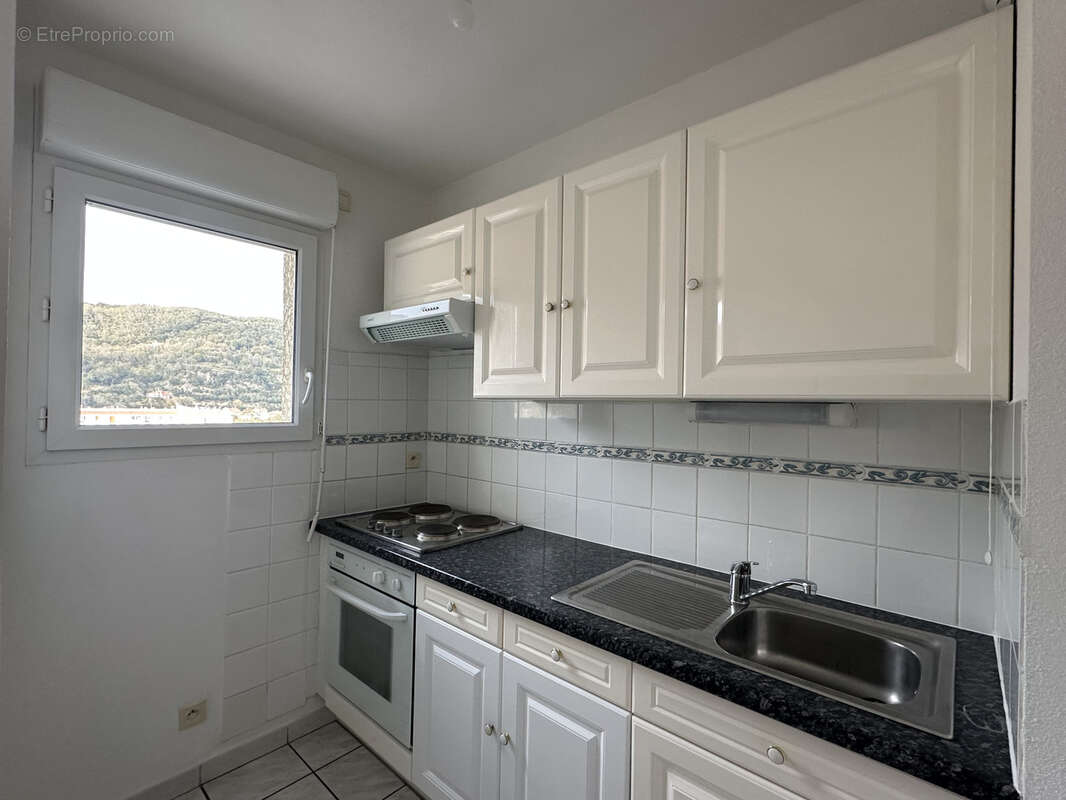 Amelie les bains - appartement f2 - garage - photo 5