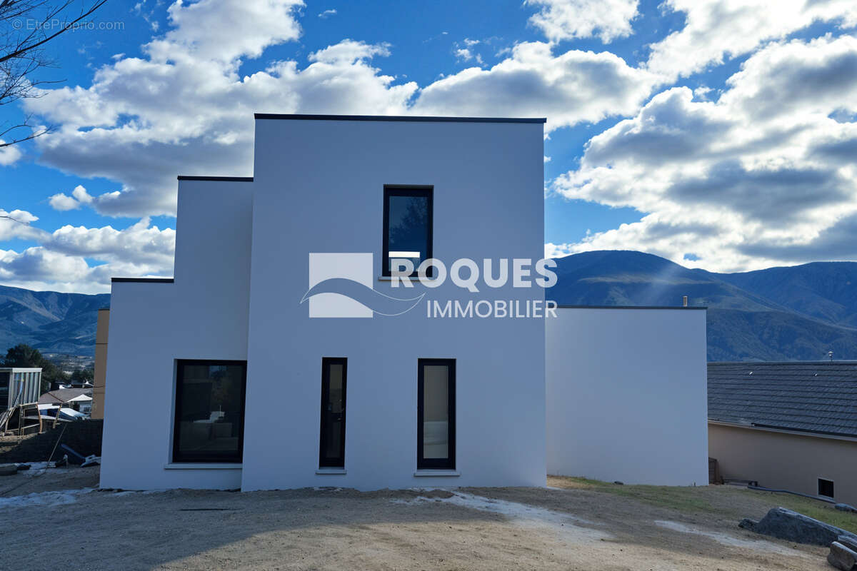 Maison à MILLAU