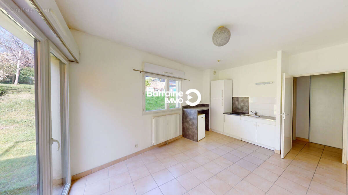 A vendre brest fac de medecine - appartement t1 29m² place de parking - ideal investisseur - photo 2