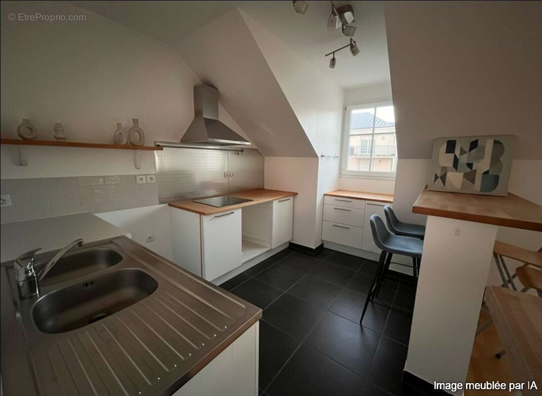 Appartement à LES CLAYES-SOUS-BOIS