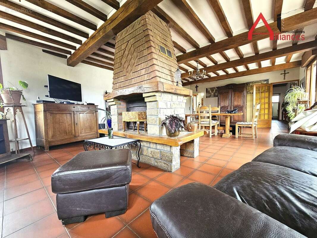 Maison à VILLERS-SOUS-FOUCARMONT