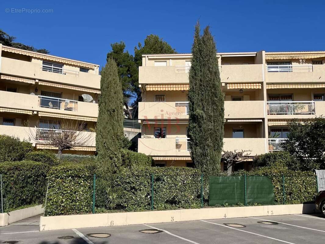 Appartement à AIX-EN-PROVENCE