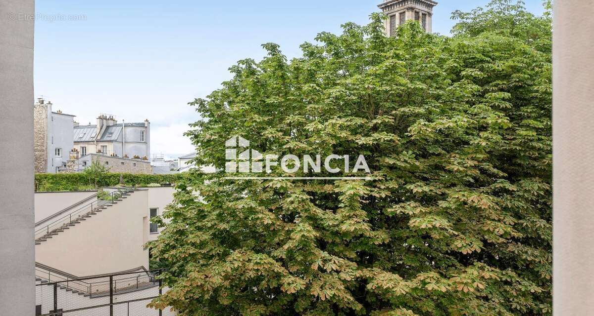 Appartement à PARIS-10E