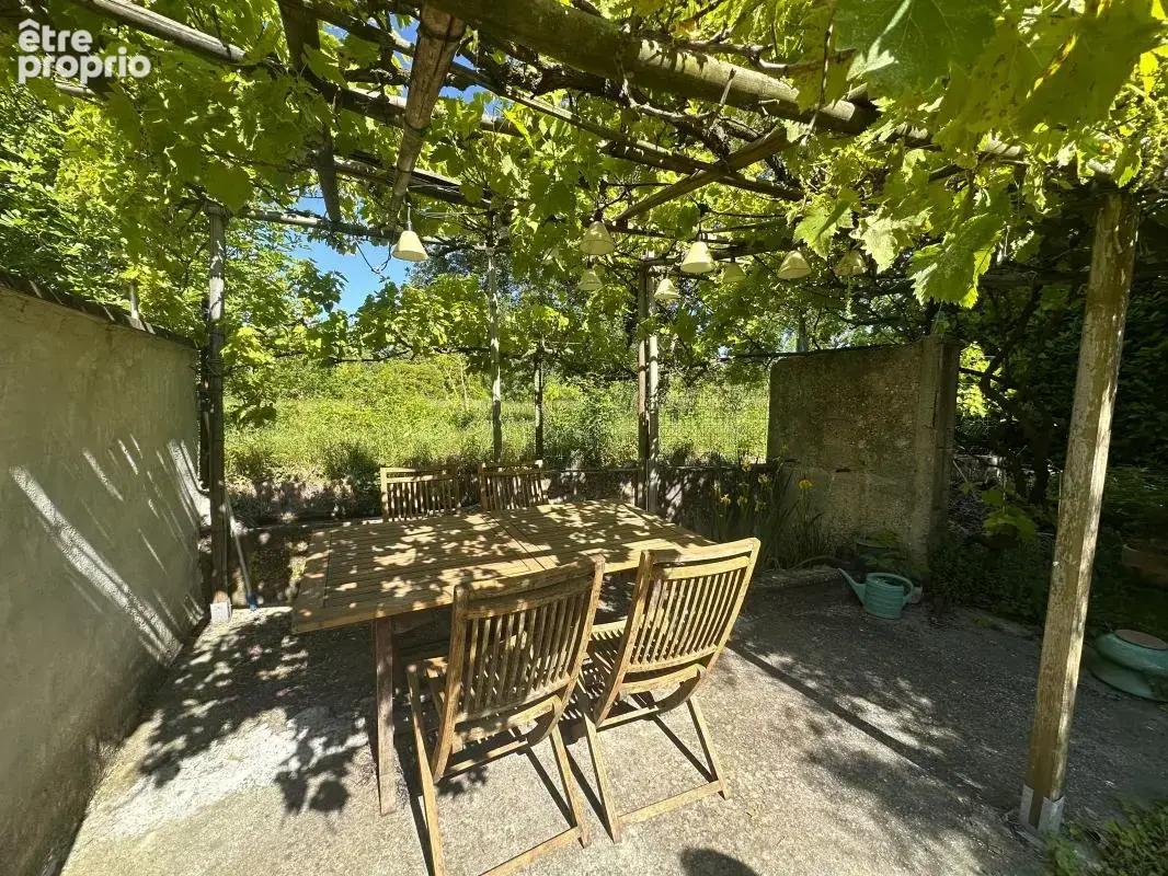 Maison 6 pièces 182 m² avec jardin et garage - photo 2