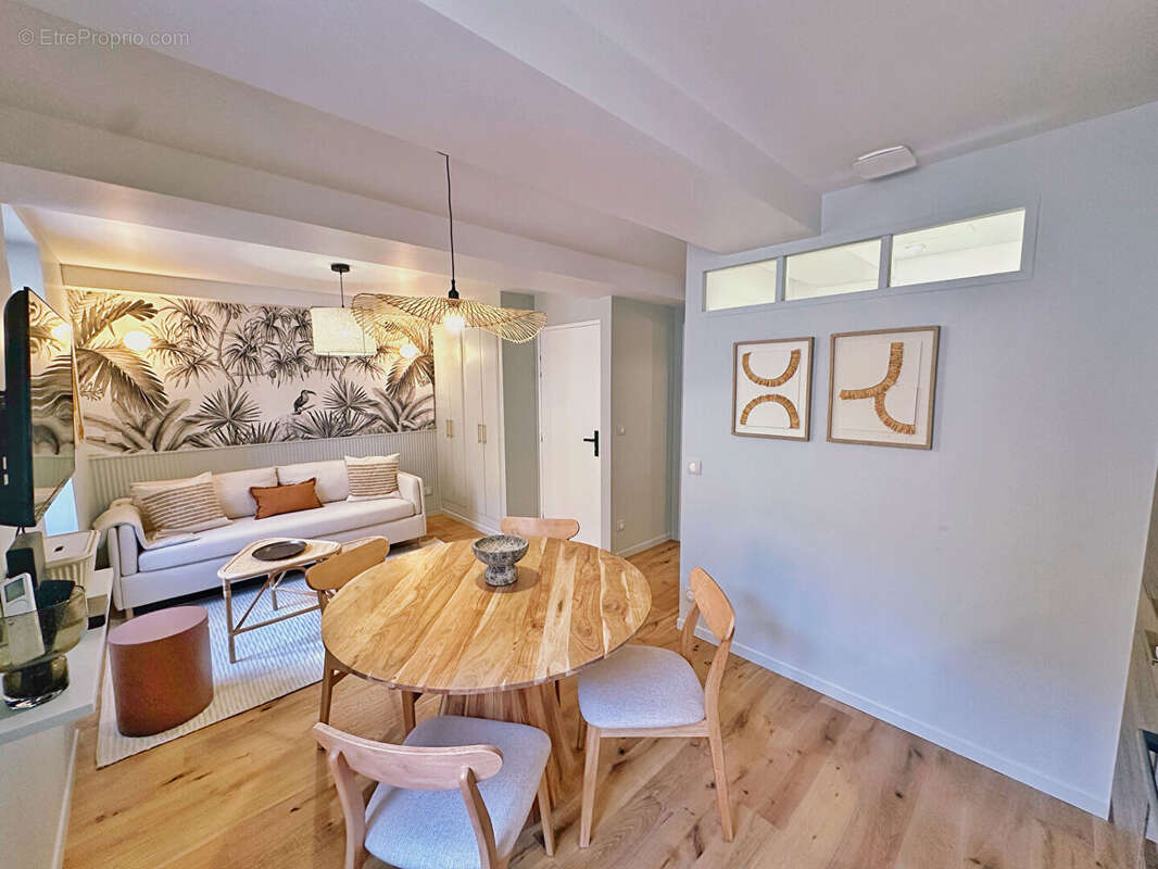 Appartement à SANARY-SUR-MER